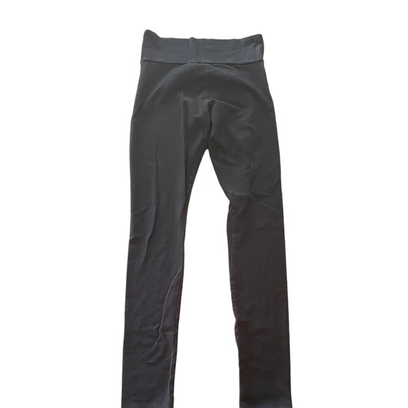 Three pairs of black leggings by Forever 21 - Picture 3 of 13